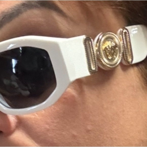 Versace Sunglasses Authentic - Picture 6 of 13